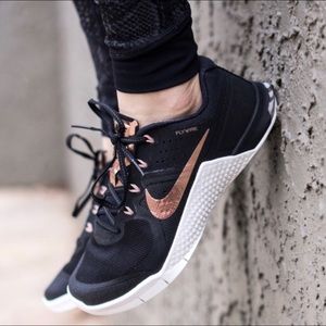 RARE Rose Gold Nike Metcon 2 Copper Black
